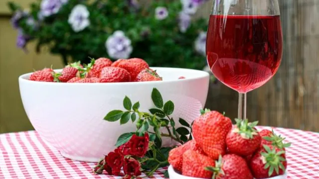 Best Strawberry Wine Kits